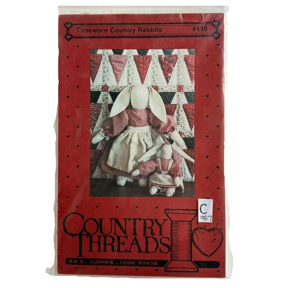 Country Threads Sewing Pattern 110 Timeworn Country Rabbits Bunnies Carrot Quilt - Picture 1 of 3